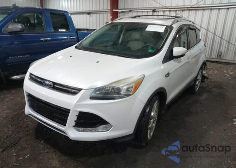 2016 Ford Escape Titanium из США, поврежденный, VIN 1FMCU9J96GUC18719